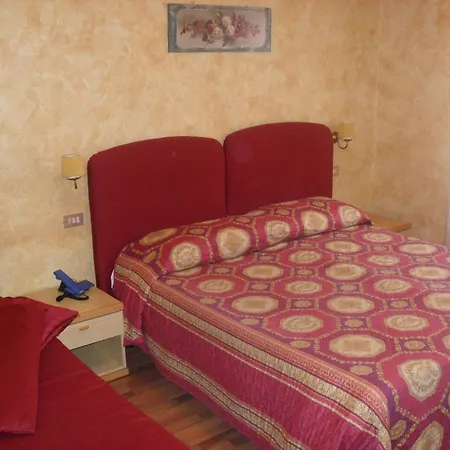 Bristol Otel 3*