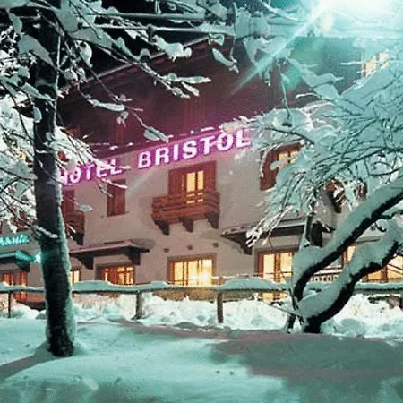 Bristol Ξενοδοχείο 3*